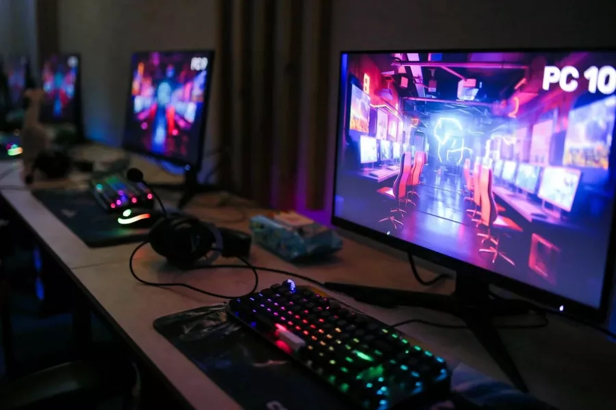 Компьютерный клуб N1 в Казани: Киберспорт, Games, Ставкинакиберспорт, Компьютер, Csgo, Dota, Команды, Соревнования,