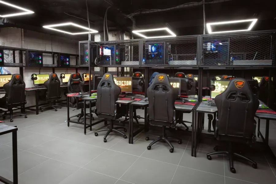 Компьютерный клуб Гектор Гик на Красном в Новосибирске: Киберспорт, Games, Ставкинакиберспорт, Компьютер, Csgo, Dota, Команды, Соревнования,