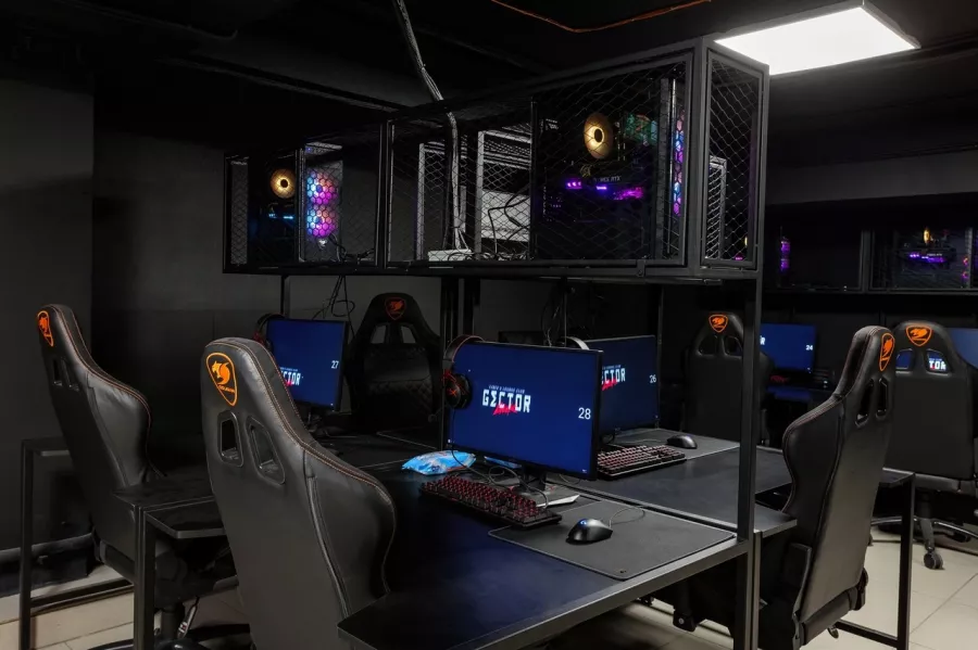 Компьютерный клуб Гектор Гик на Ватутина в Новосибирске: Киберспорт, Games, Ставкинакиберспорт, Компьютер, Csgo, Dota, Команды, Соревнования,