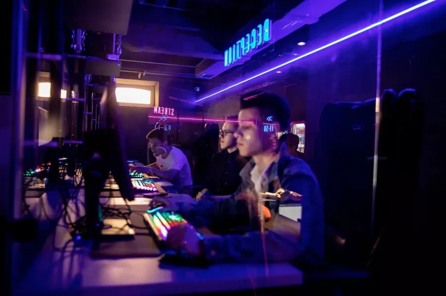 Компьютерный клуб Molegan arena в Новосибирске: Киберспорт, Games, Ставкинакиберспорт, Компьютер, Csgo, Dota, Команды, Соревнования,
