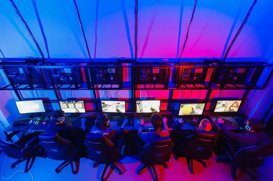 Компьютерный клуб Digital Clan на Бориса Богаткова в Новосибирске: Киберспорт, Games, Ставкинакиберспорт, Компьютер, Csgo, Dota, Команды, Соревнования,