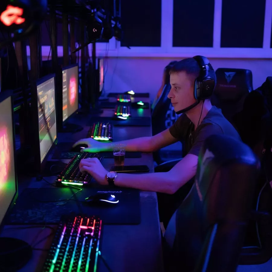 Компьютерный клуб Digital Clan на Выборной в Новосибирске: Киберспорт, Games, Ставкинакиберспорт, Компьютер, Csgo, Dota, Команды, Соревнования,