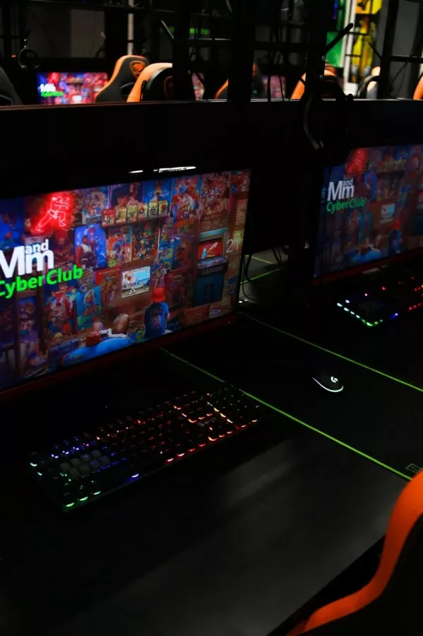 Компьютерный клуб М и М Кибер в Новосибирске: Киберспорт, Games, Ставкинакиберспорт, Компьютер, Csgo, Dota, Команды, Соревнования,