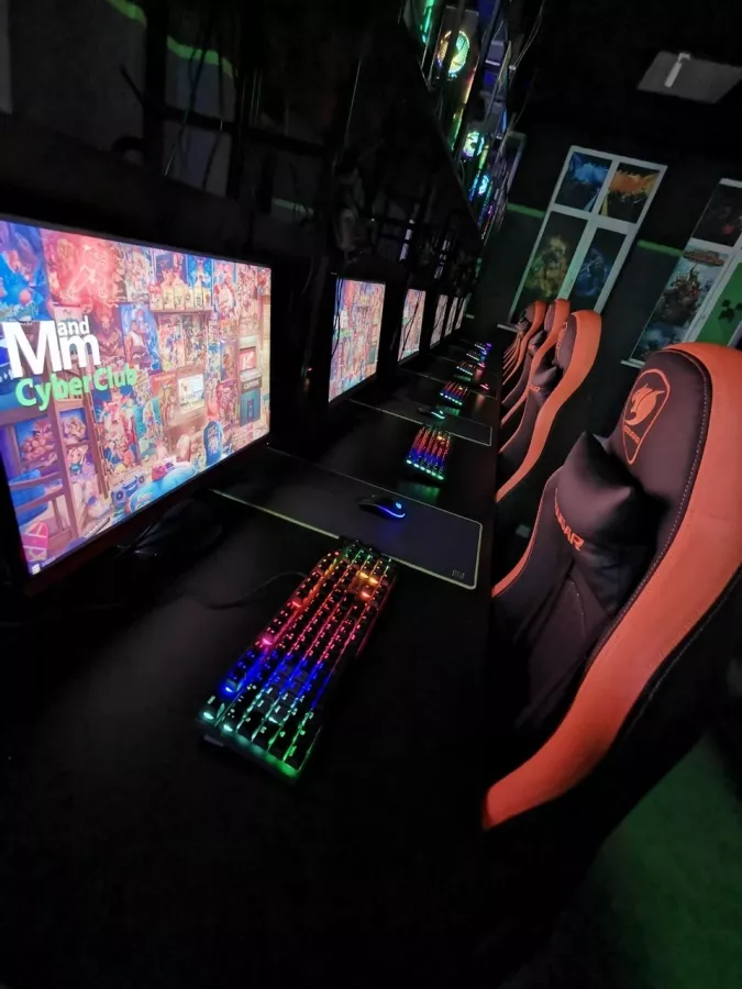 Компьютерный клуб М и М Кибер в Новосибирске: Киберспорт, Games, Ставкинакиберспорт, Компьютер, Csgo, Dota, Команды, Соревнования,