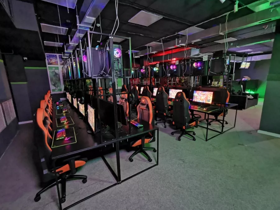 Компьютерный клуб М и М Кибер в Новосибирске: Киберспорт, Games, Ставкинакиберспорт, Компьютер, Csgo, Dota, Команды, Соревнования,