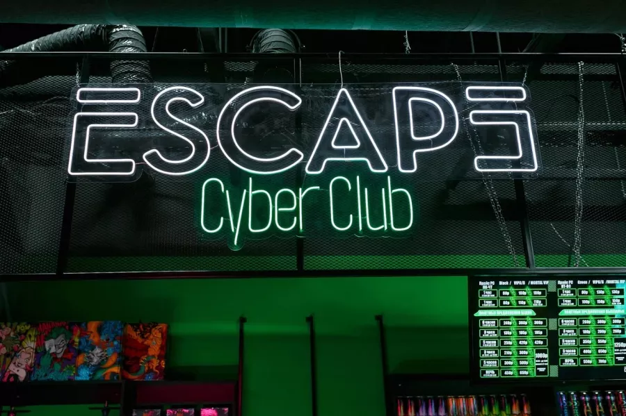 Компьютерный клуб Escape на Сибиряков-Гвардейцев в Новосибирске: Киберспорт, Games, Компьютерный клуб, Компьютер, Csgo, Dota, Команды, Соревнования,