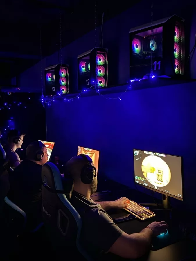 Компьютерный клуб Vibe gaming в Новосибирске: Киберспорт, Games, Компьютерный клуб, Компьютер, Csgo, Dota, Команды, Соревнования,