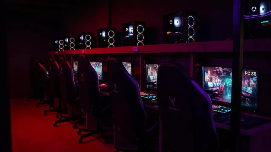 Кибер клуб Cyber Arena на Аскерханова в Махачкале: Киберспорт, Games, Ставкинакиберспорт, Компьютер, Csgo, Dota, Команды, Соревнования,