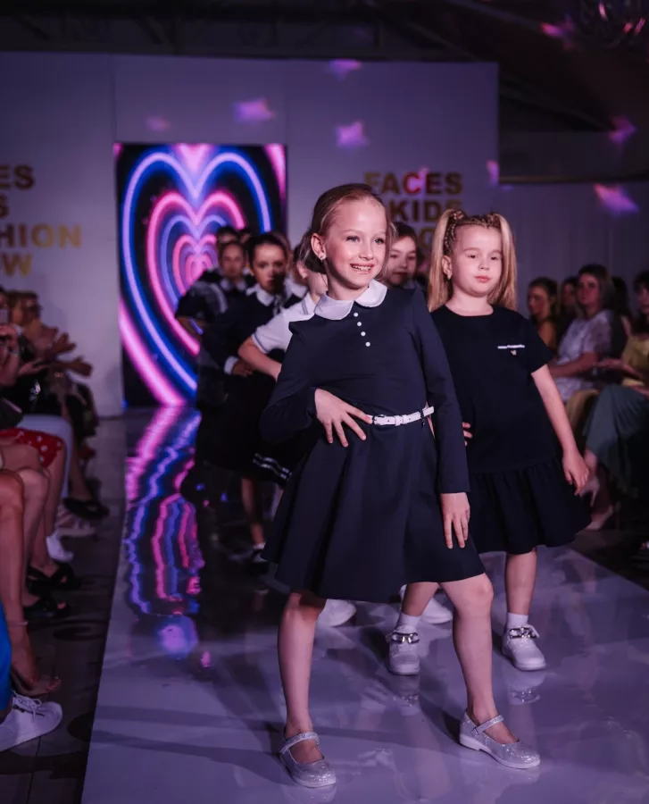 Модельное агентство Faces Kids в Владивостоке: Модельное агентство, Модно, Моделинг, Я модель, Подиум, Фотопозирование , Кастинг, Стать моделью ,