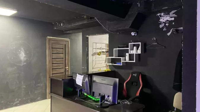 Компьютерный клуб "Playstation"