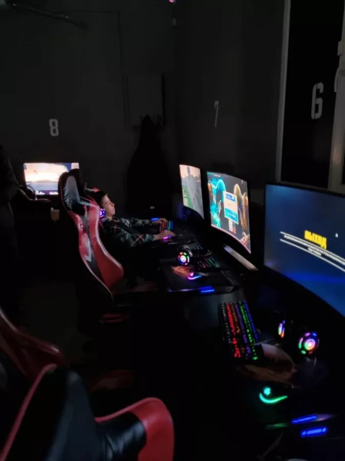 Кибер клуб Azeroth в Махачкале: Киберспорт, Games, Ставкинакиберспорт, Компьютер, Csgo, Dota, Команды, Соревнования,