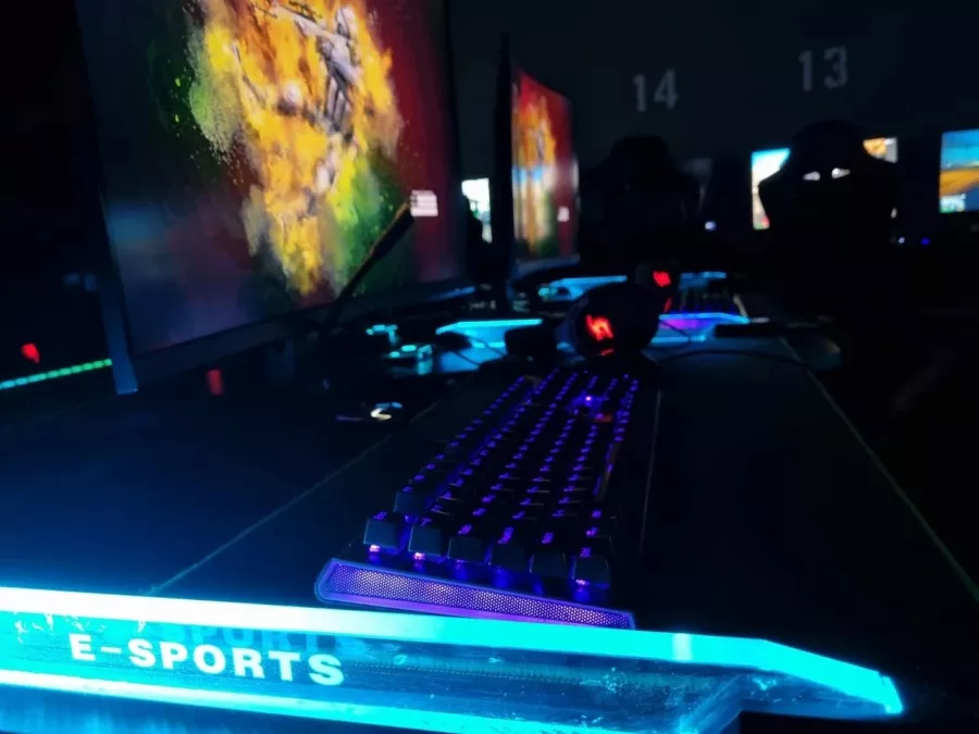 Кибер клуб Azeroth в Махачкале: Киберспорт, Games, Ставкинакиберспорт, Компьютер, Csgo, Dota, Команды, Соревнования,
