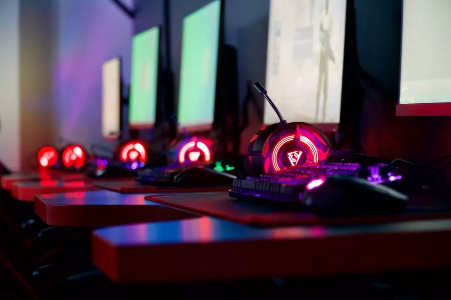 Компьютерный клуб CyberZona на Екатерининской в Махачкале: Киберспорт, Games, Ставкинакиберспорт, Компьютер, Csgo, Dota, Команды, Соревнования,