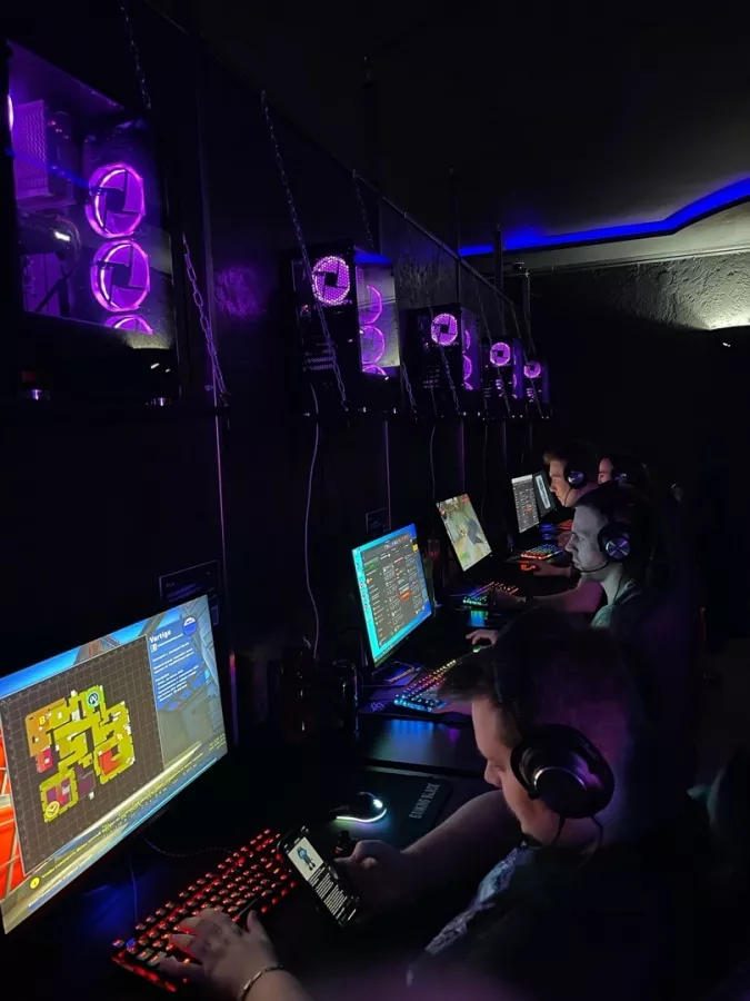 Компьютерный клуб Zeus в Перми: Киберспорт, Games, Компьютерный клуб, Компьютер, Csgo, Dota, Команды, Соревнования,