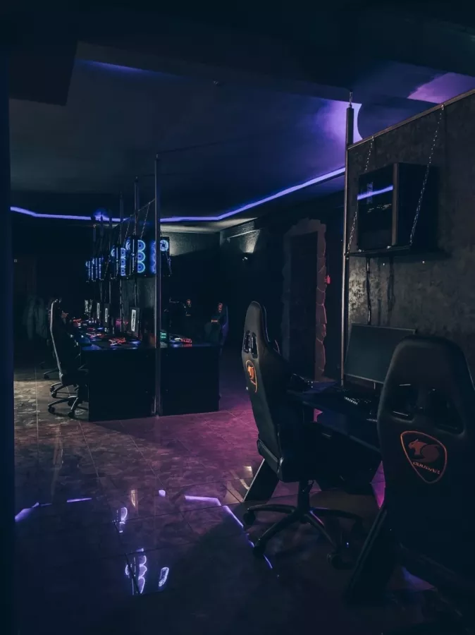 Компьютерный клуб Zeus в Перми: Киберспорт, Games, Компьютерный клуб, Компьютер, Csgo, Dota, Команды, Соревнования,