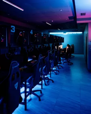 Кибер клуб "Target Cyber Space" на Доваторцев