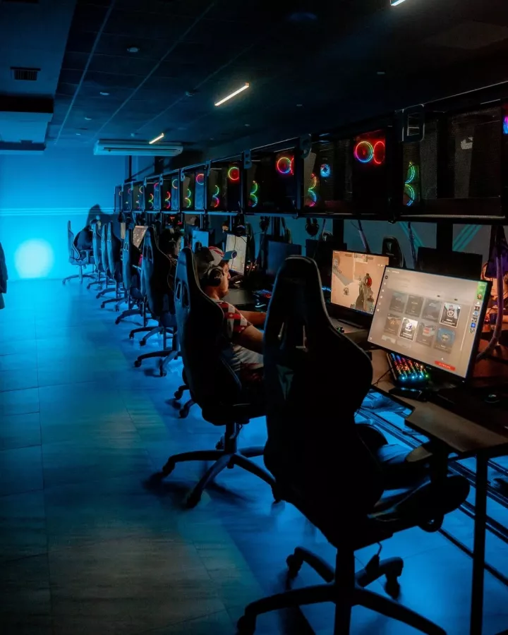 Кибер клуб Target Cyber Space на Ленина в Ставрополе: Киберспорт, Games, Ставкинакиберспорт, Компьютер, Csgo, Dota, Команды, Соревнования,
