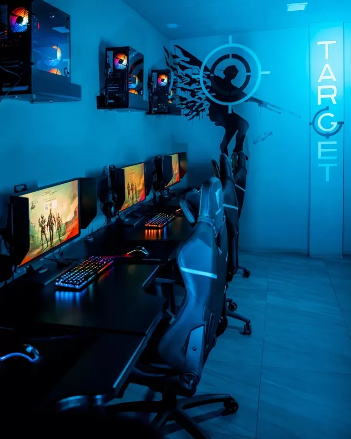 Кибер клуб Target Cyber Space на Ленина в Ставрополе: Киберспорт, Games, Ставкинакиберспорт, Компьютер, Csgo, Dota, Команды, Соревнования,
