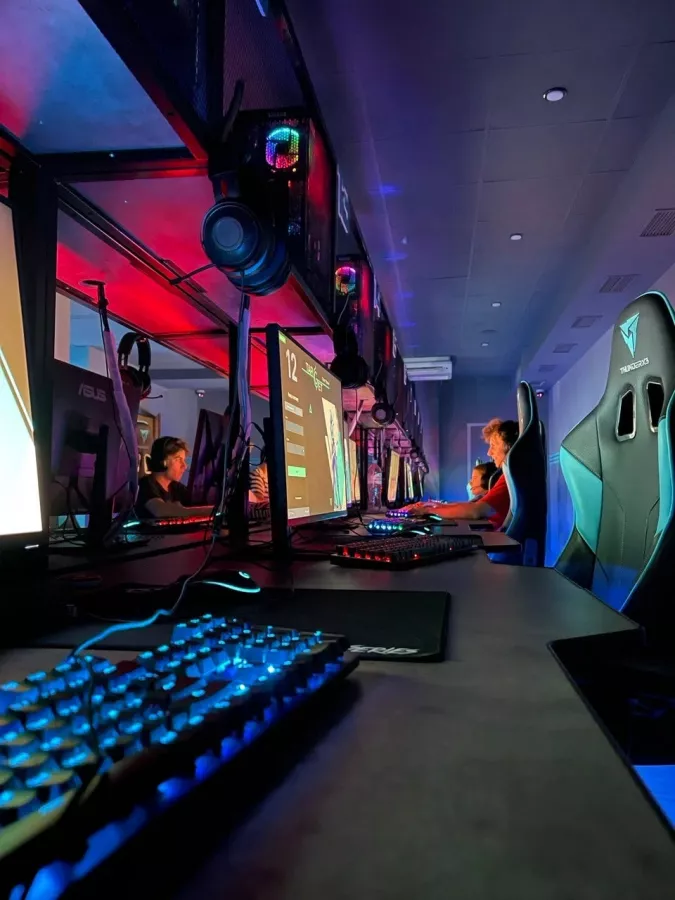 Кибер клуб Target Cyber Space на Ленина в Ставрополе: Киберспорт, Games, Ставкинакиберспорт, Компьютер, Csgo, Dota, Команды, Соревнования,