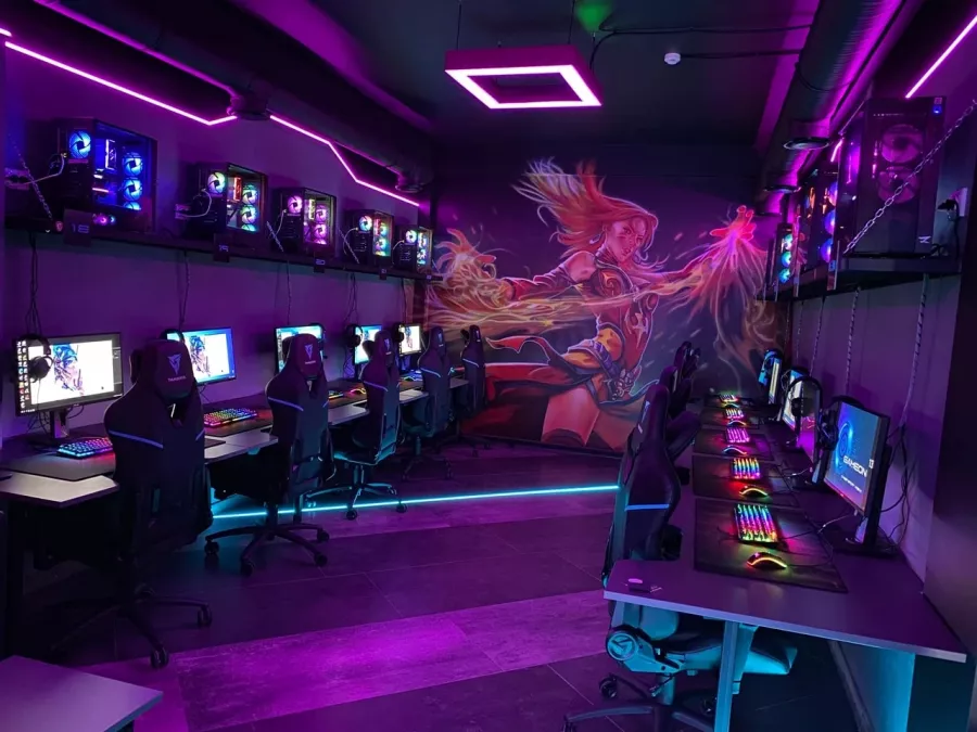 Кибер клуб GameOn в Ставрополе: Киберспорт, Games, Ставкинакиберспорт, Компьютер, Csgo, Dota, Команды, Соревнования,