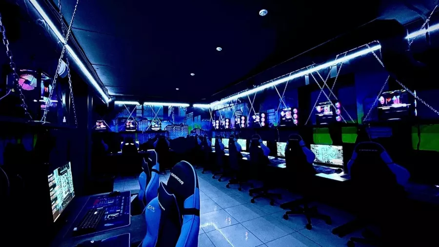 Компьютерный клуб Damage Gaming Club в Ставрополе: Киберспорт, Games, Компьютерный клуб, Компьютер, Csgo, Dota, Команды, Соревнования,