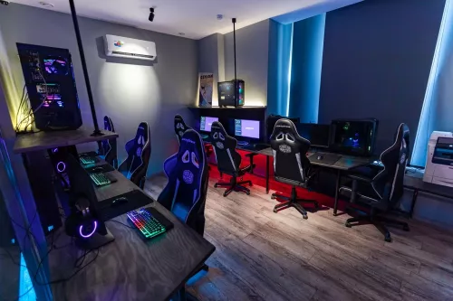 Кибер клуб Master Club  в  Санкт-Петербурге