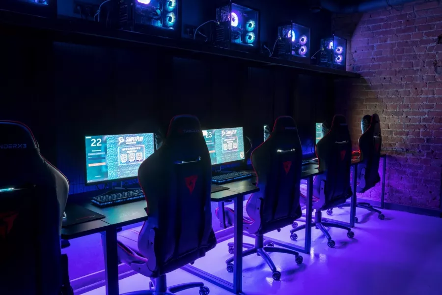 Кибер клуб SimplePlay в Санкт-Петербурге: Киберспорт, Games, Ставкинакиберспорт, Компьютер, Csgo, Dota, Команды, Соревнования,