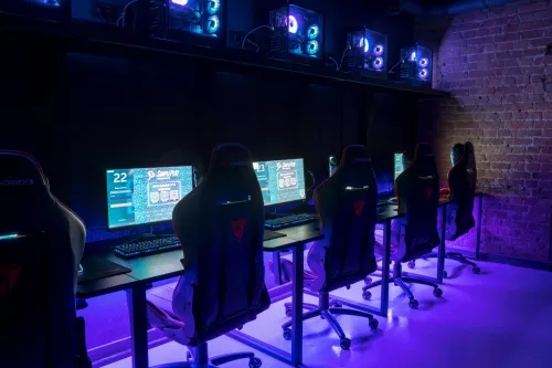Кибер клуб SimplePlay  в  Санкт-Петербурге