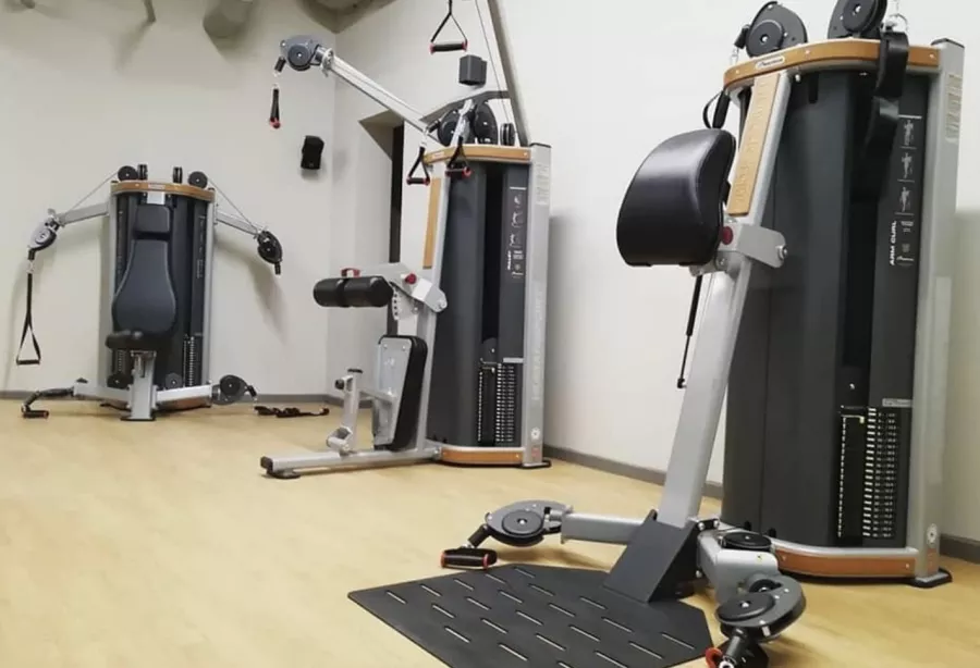 Фитнес клуб OrangeFitness в Сочи: Развиваться, Спортзал , Тренер, Тренировки , Следить за здоровьем, ЗОЖ, Фитнес-клуб, Бодибилдинг ,