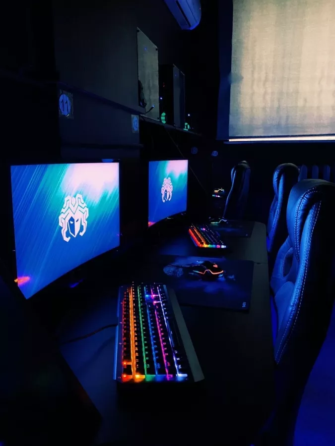 Кибер клуб Медуза на Нарвской в Калининграде: Киберспорт, Games, Ставкинакиберспорт, Компьютер, Csgo, Dota, Команды, Соревнования,
