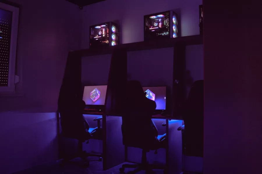 Компьютерный клуб Элизиум в Калининграде: Киберспорт, Games, Ставкинакиберспорт, Компьютер, Csgo, Dota, Команды, Соревнования,