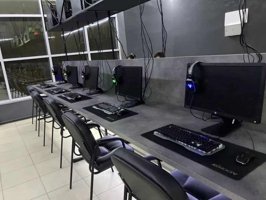 Кибер клуб М2 в Смоленске: Киберспорт, Games, Ставкинакиберспорт, Компьютер, Csgo, Dota, Команды, Соревнования,