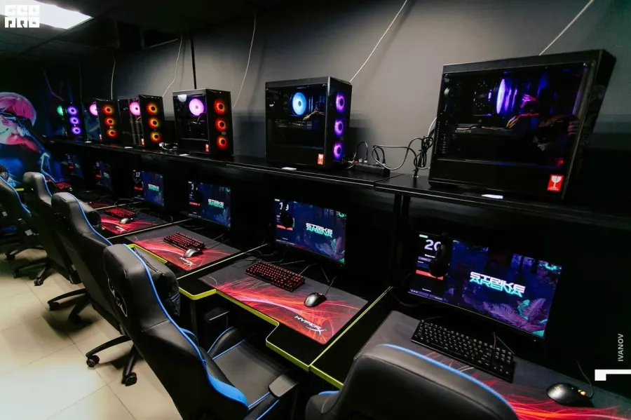 Кибер клуб Strike Arena в Уссурийске: Киберспорт, Games, Ставкинакиберспорт, Компьютер, Csgo, Dota, Команды, Соревнования,
