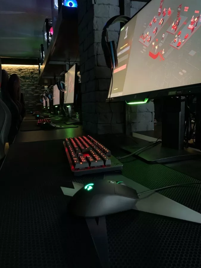 Компьютерный клуб Underground на Свободе в Новороссийске: Киберспорт, Games, Компьютерный клуб, Компьютер, Csgo, Dota, Команды, Соревнования,