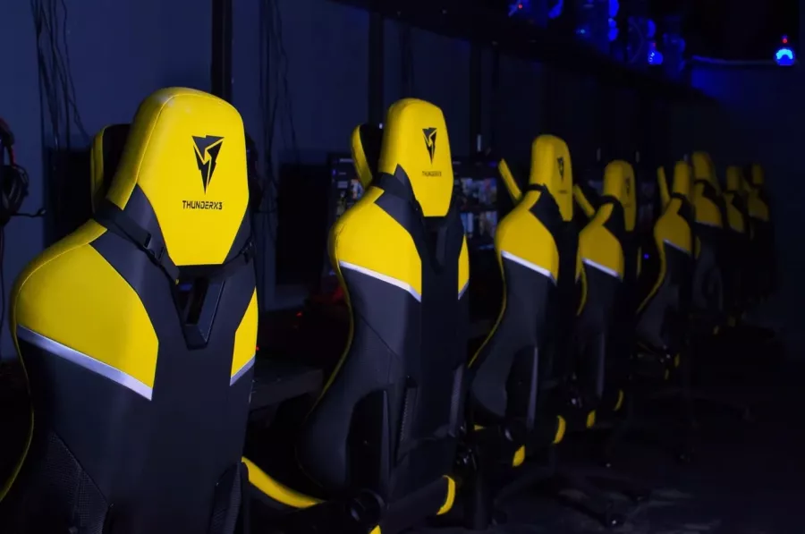 Кибер клуб Bunker cyber arena в Новороссийске: Киберспорт, Games, Компьютерный клуб, Компьютер, Csgo, Dota, Команды, Соревнования,