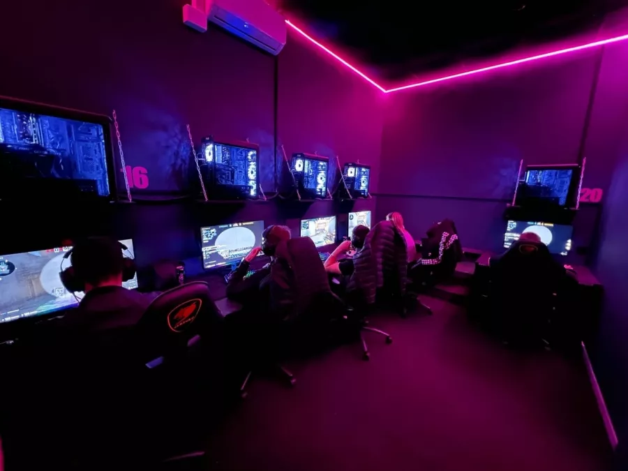 Кибер клуб Eagle в Новороссийске: Киберспорт, Games, Ставкинакиберспорт, Компьютер, Csgo, Dota, Команды, Соревнования,