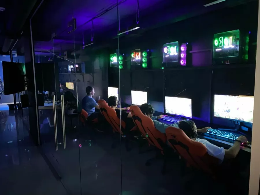 Компьютерный клуб Game Lab в Геленджике: Киберспорт, Games, Компьютерный клуб, Компьютер, Csgo, Dota, Команды, Соревнования,