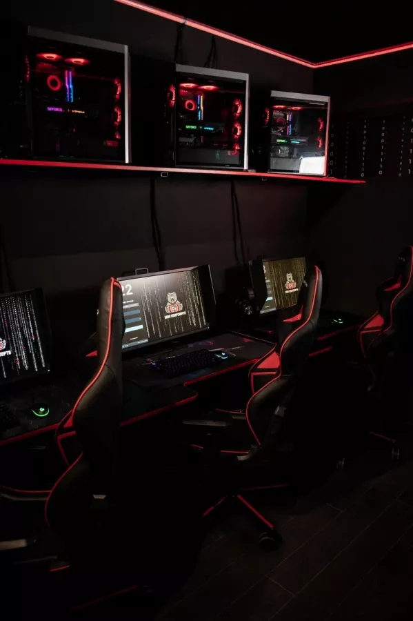 Кибер клуб C4 в Сочи: Киберспорт, Games, Ставкинакиберспорт, Компьютер, Csgo, Dota, Команды, Соревнования,