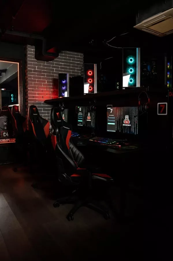 Кибер клуб C4 в Сочи: Киберспорт, Games, Ставкинакиберспорт, Компьютер, Csgo, Dota, Команды, Соревнования,