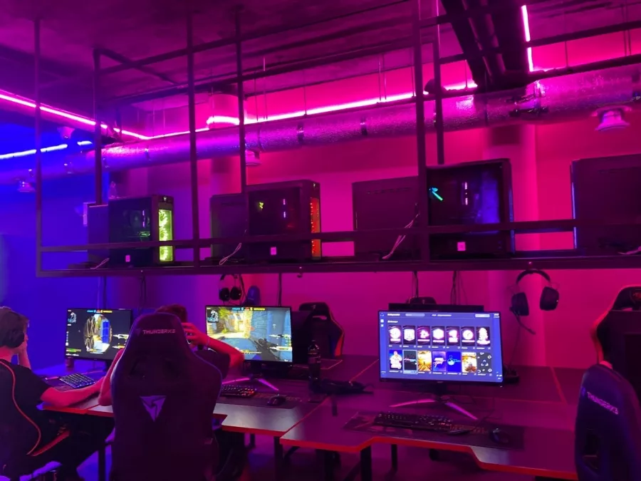 Кибер клуб Smile в Сочи: Киберспорт, Games, Компьютерный клуб, Компьютер, Csgo, Dota, Команды, Соревнования,