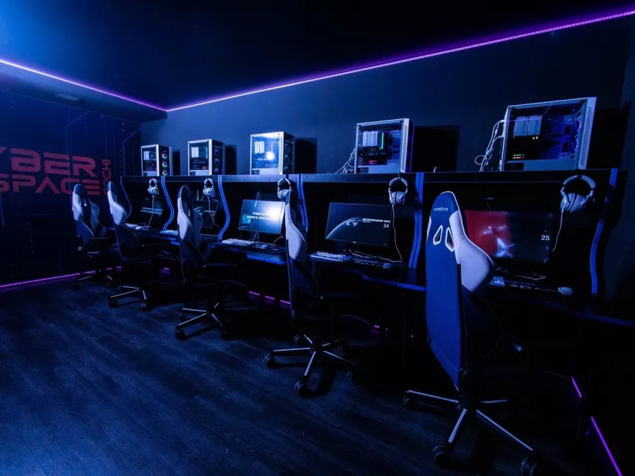 Кибер клуб Cyber Space в Сочи: Киберспорт, Games, Ставкинакиберспорт, Компьютер, Csgo, Dota, Команды, Соревнования,