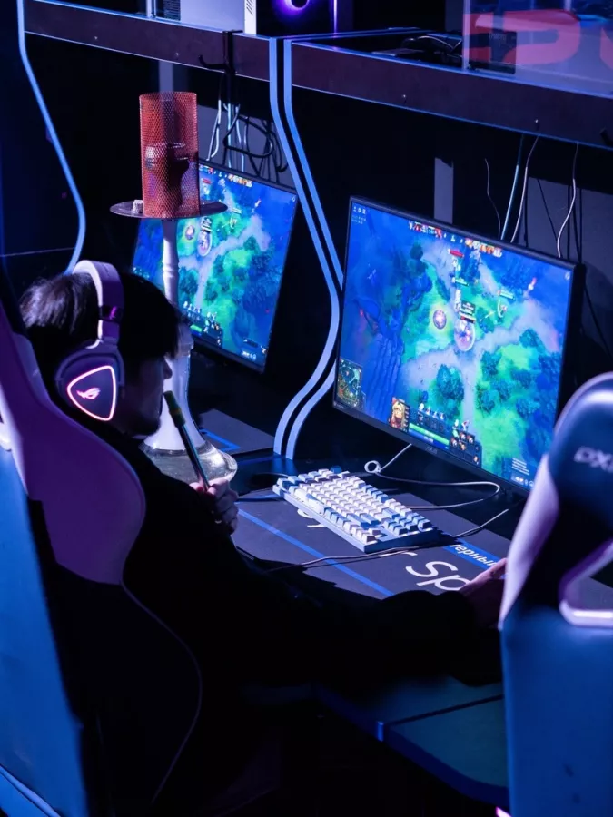 Кибер клуб Cyber Space в Сочи: Киберспорт, Games, Ставкинакиберспорт, Компьютер, Csgo, Dota, Команды, Соревнования,