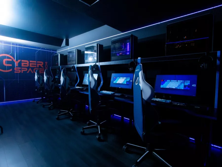 Кибер клуб Cyber Space в Сочи: Киберспорт, Games, Ставкинакиберспорт, Компьютер, Csgo, Dota, Команды, Соревнования,