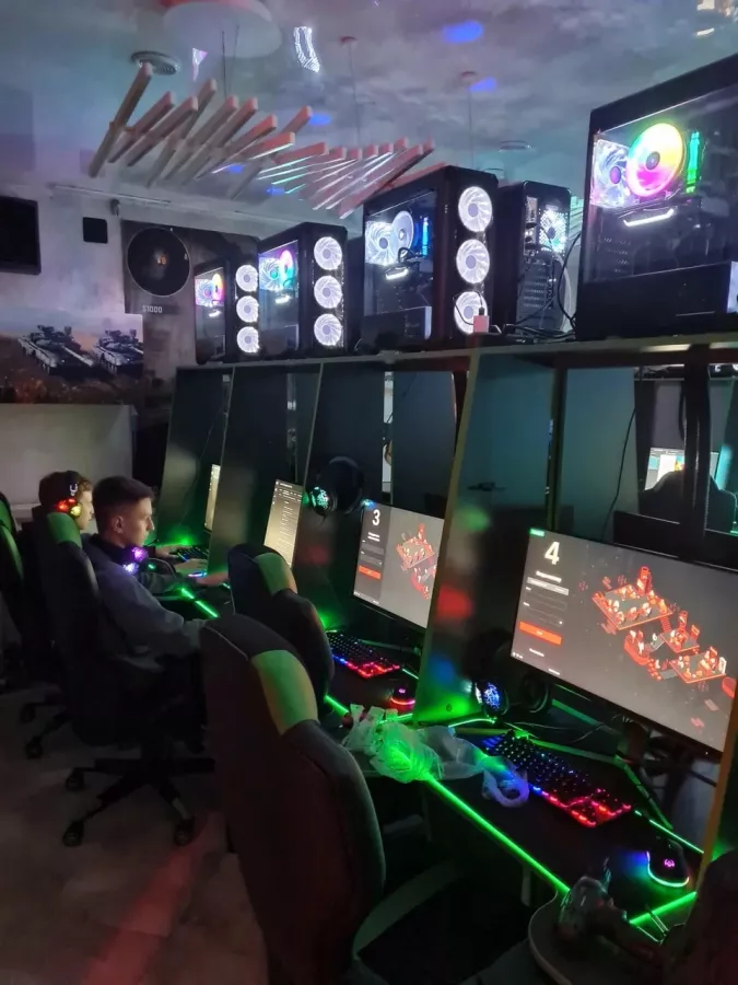 Компьютерный клуб Матрица в Сочи: Киберспорт, Games, Компьютерный клуб, Компьютер, Csgo, Dota, Команды, Соревнования,
