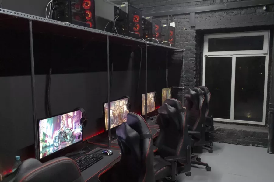 Кибер клуб Cyber Cube Club в Москве: Киберспорт, Games, Ставкинакиберспорт, Компьютер, Csgo, Dota, Команды, Соревнования,