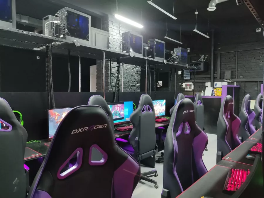Кибер клуб Cyber Cube Club в Москве: Киберспорт, Games, Ставкинакиберспорт, Компьютер, Csgo, Dota, Команды, Соревнования,