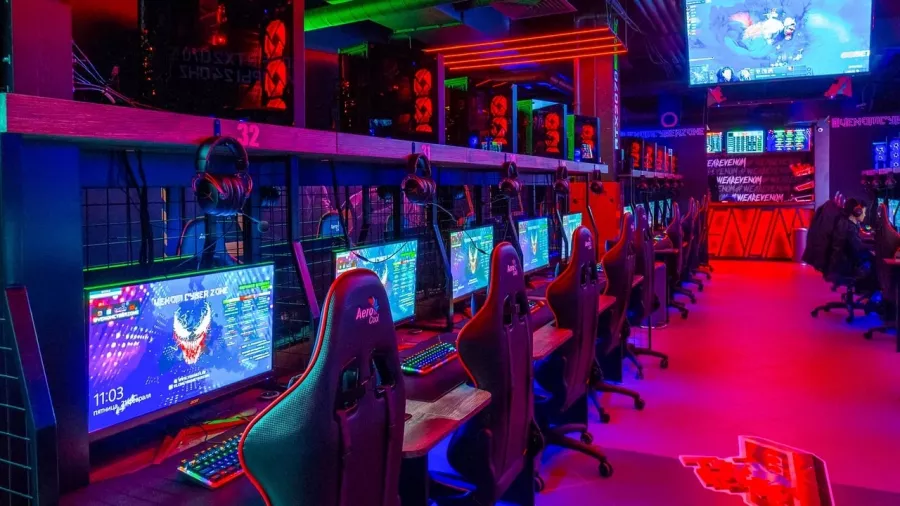 Кибер клуб Venom Cyber Zone на Ярославской в Москве: Киберспорт, Games, Ставкинакиберспорт, Компьютер, Csgo, Dota, Команды, Соревнования,