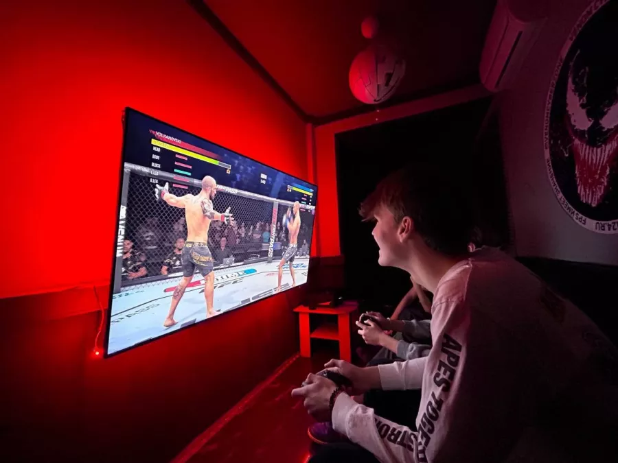 Кибер клуб Venom Cyber Zone на Стремянном в Москве: Киберспорт, Games, Ставкинакиберспорт, Компьютер, Csgo, Dota, Команды, Соревнования,