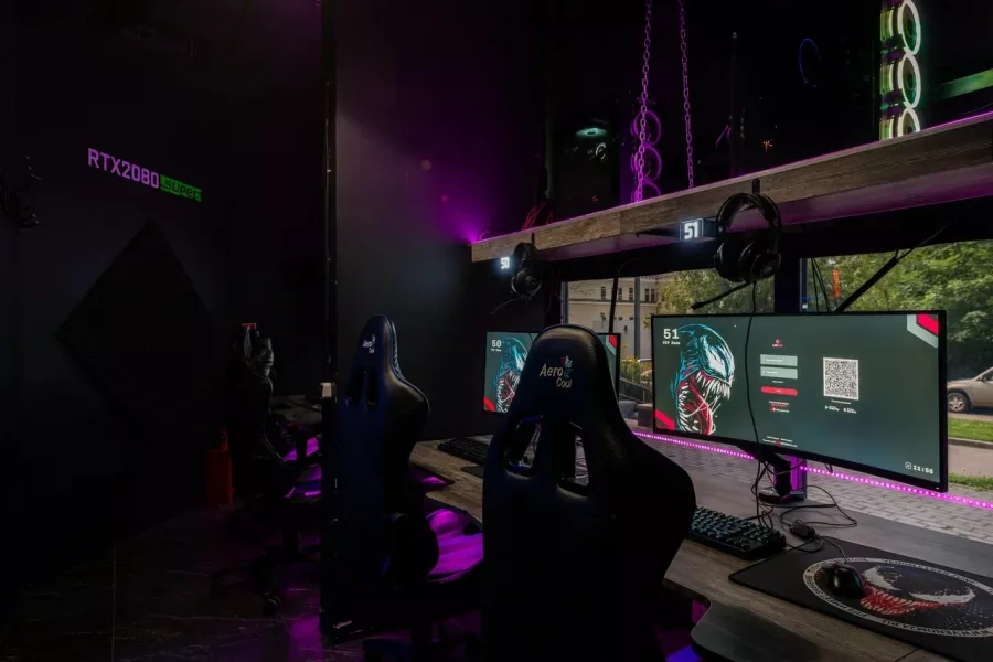 Кибер клуб Venom Cyber Zone на Вернадского в Москве: Киберспорт, Games, Ставкинакиберспорт, Компьютер, Csgo, Dota, Команды, Соревнования,