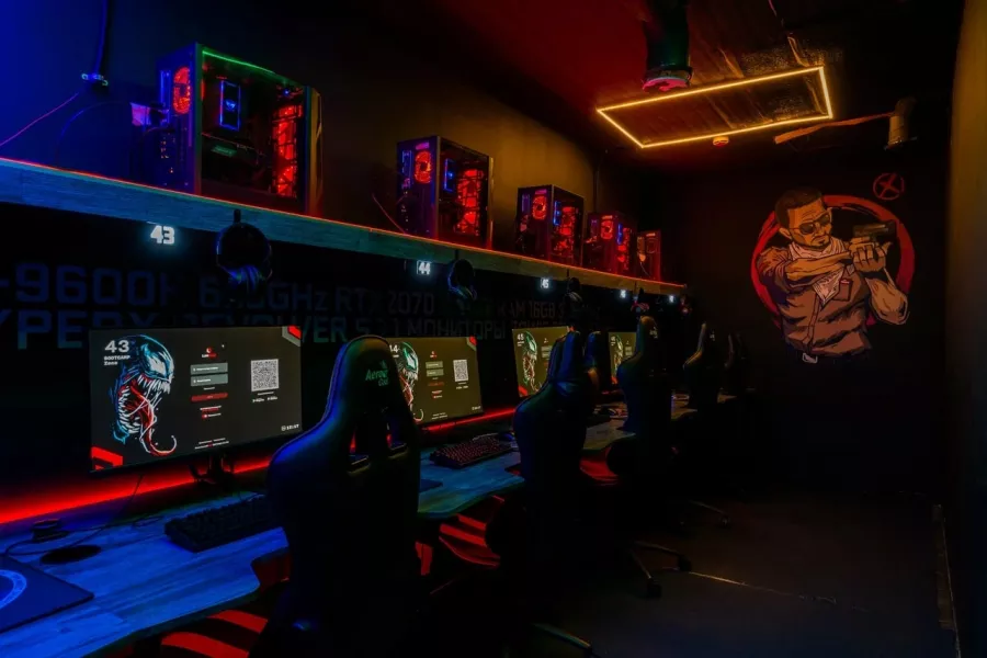 Кибер клуб Venom Cyber Zone на Вернадского в Москве: Киберспорт, Games, Ставкинакиберспорт, Компьютер, Csgo, Dota, Команды, Соревнования,